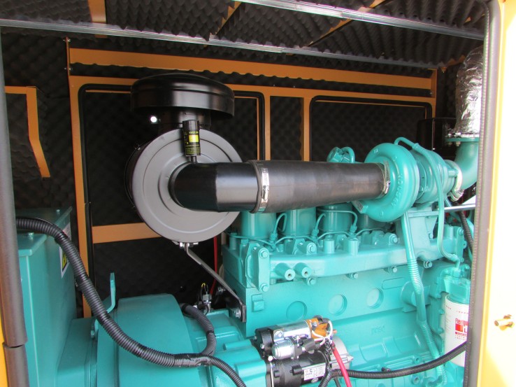 Dizel Yedeklemeyi Karşılaştırarak Ticari Siteler için 50kW Gaz Gücü Seçimi
